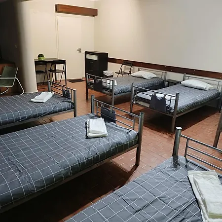 Aliados Private بيت ضيافة